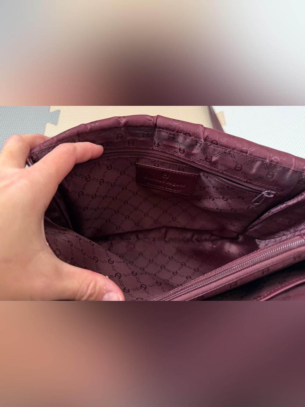 Vintage Etienne Aigner Bag - Picture 9 of 14